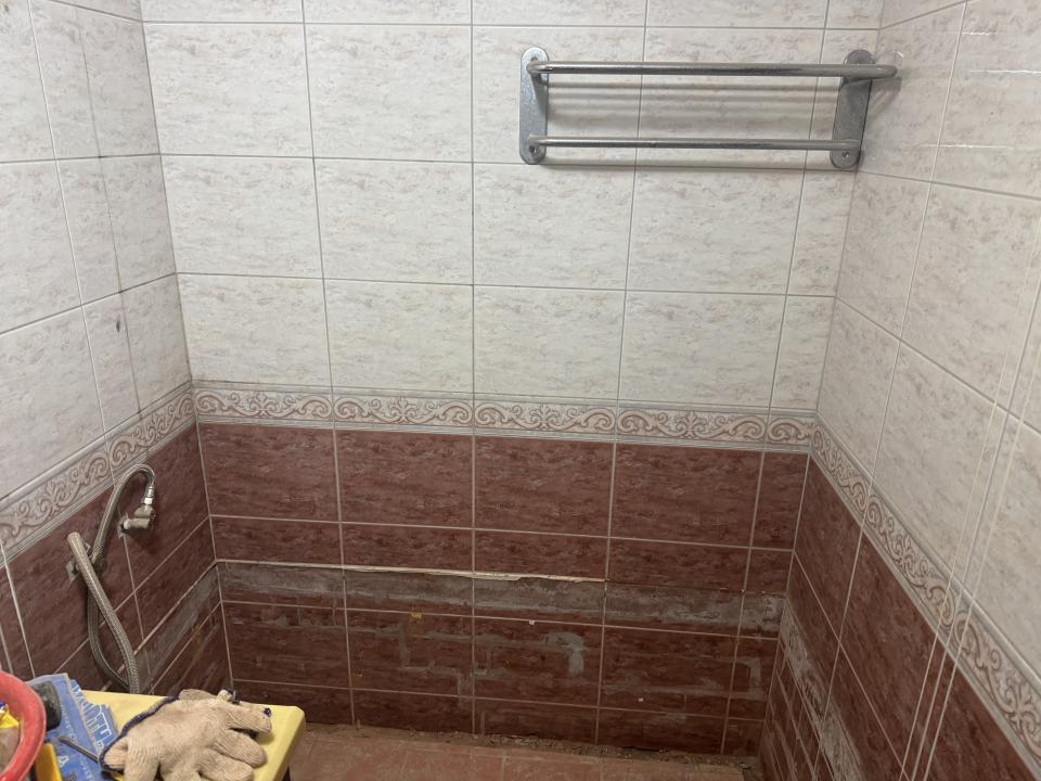 淋浴拉門安裝維修案件圖片