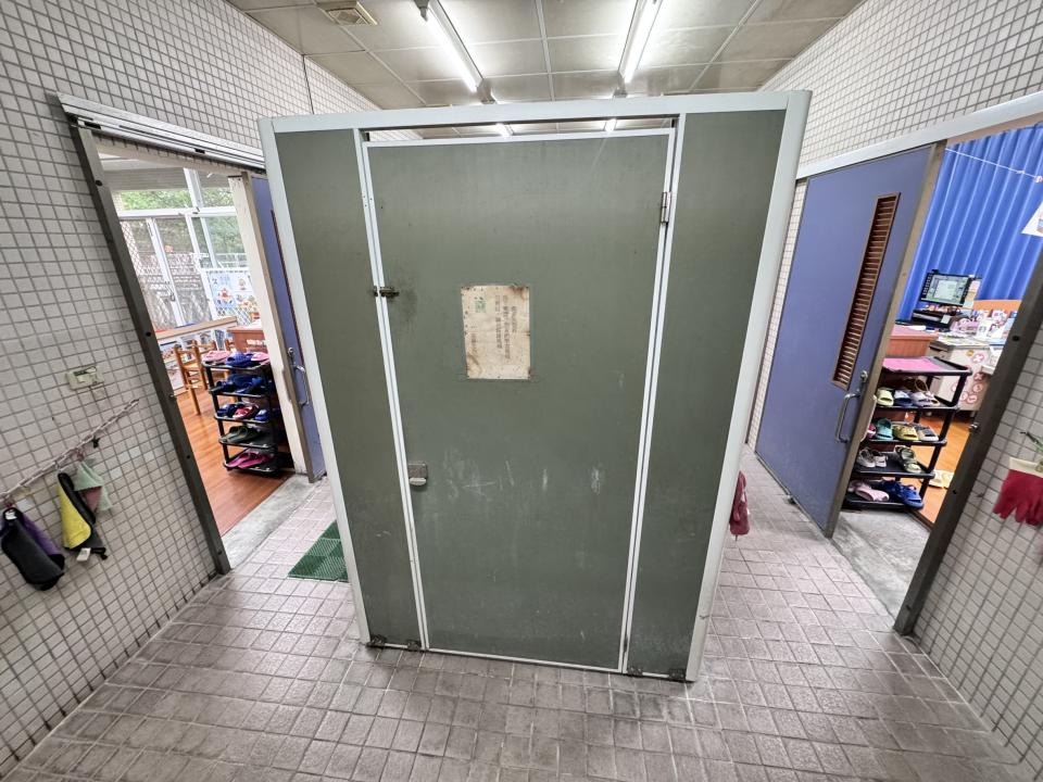 廁所隔間案件圖片