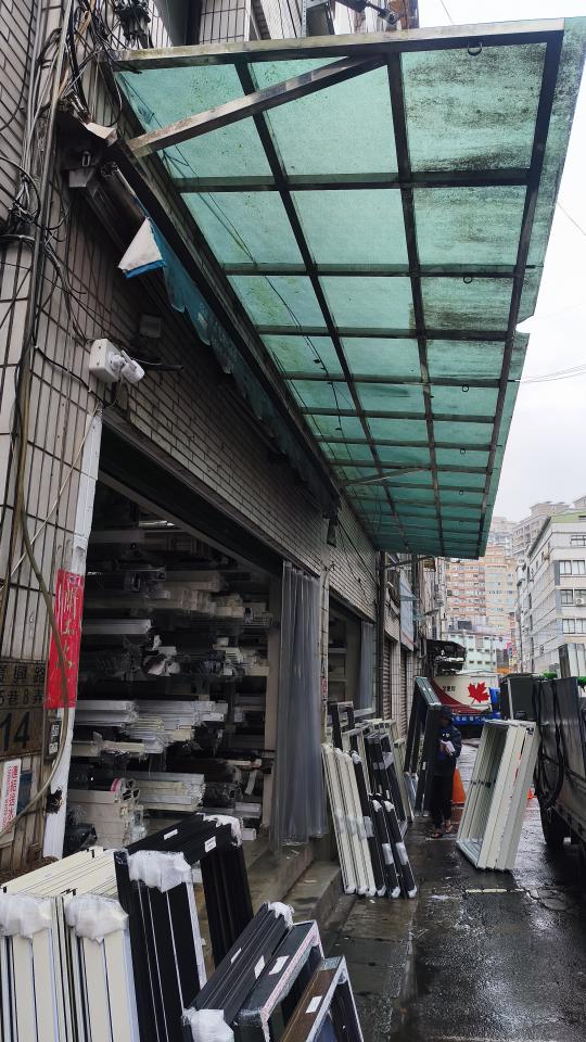 採光罩案件圖片