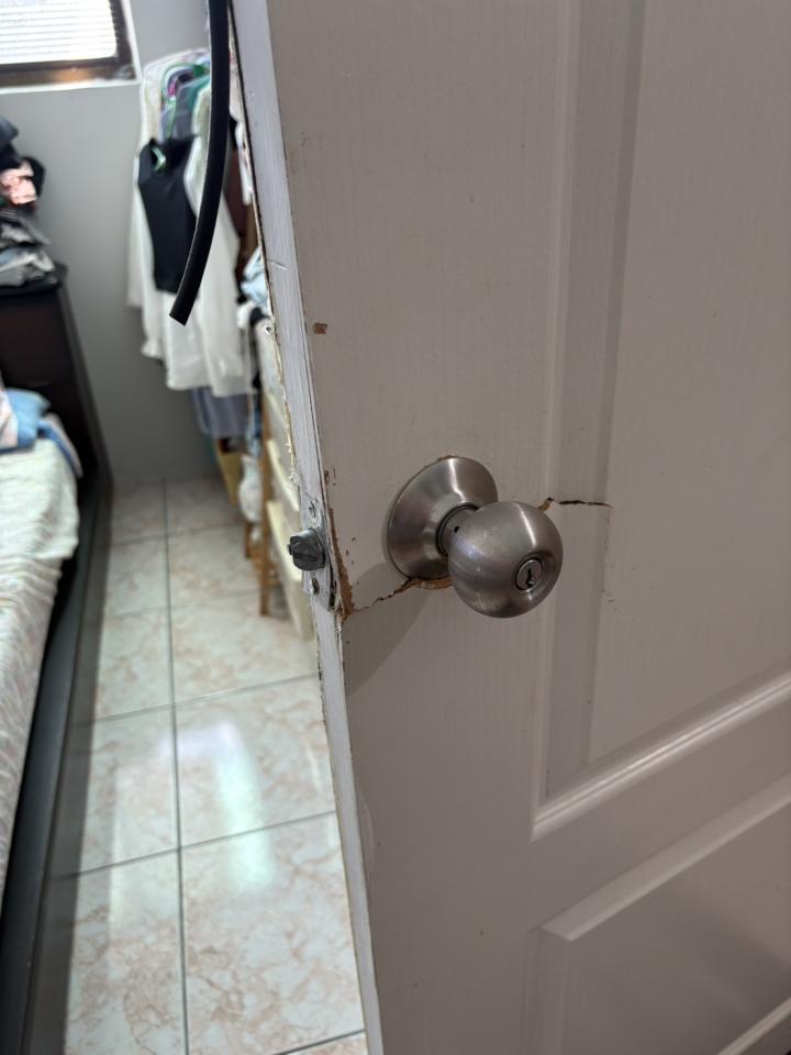 門片安裝案件圖片