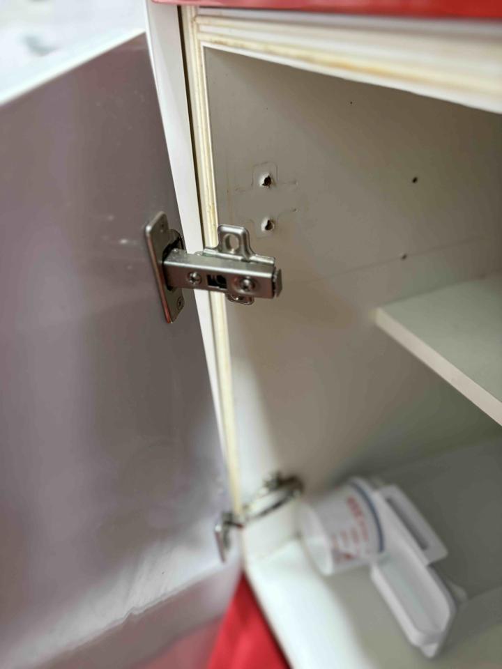 櫥櫃門片更換案件圖片