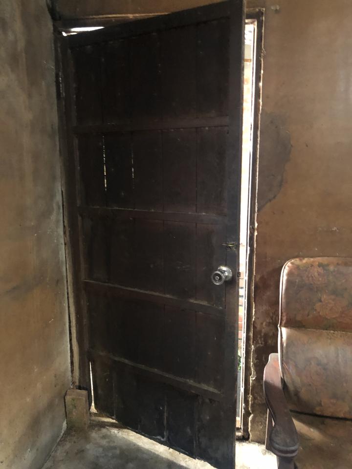 門片安裝案件圖片