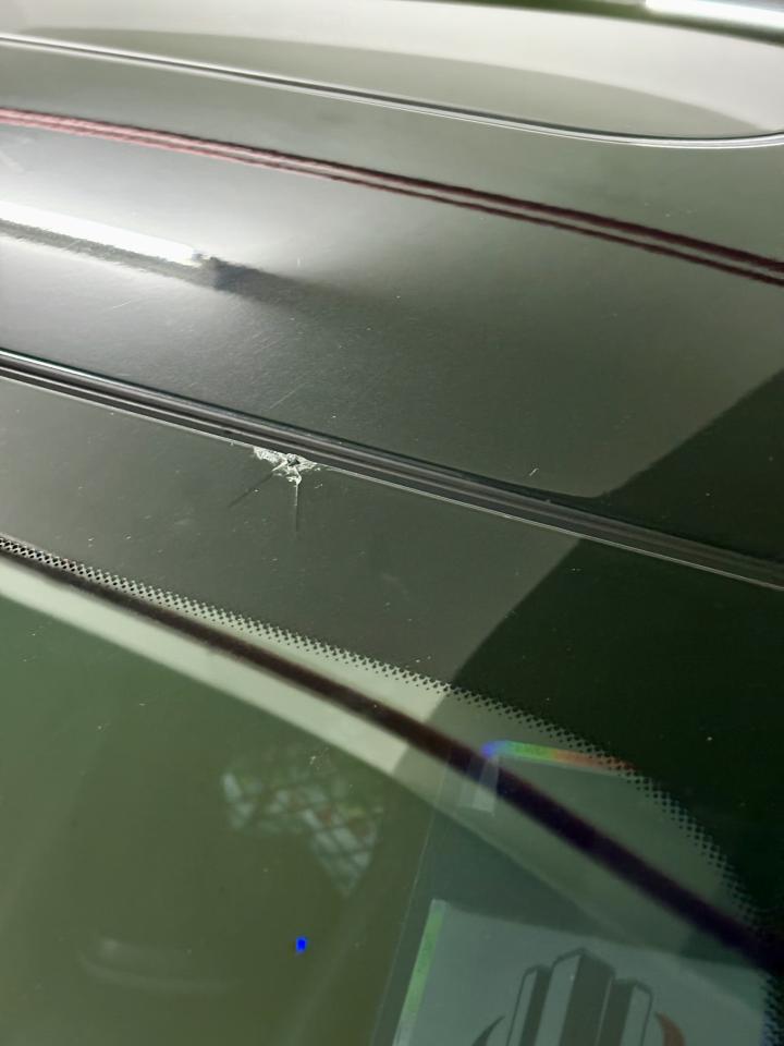 汽車玻璃修補案件圖片