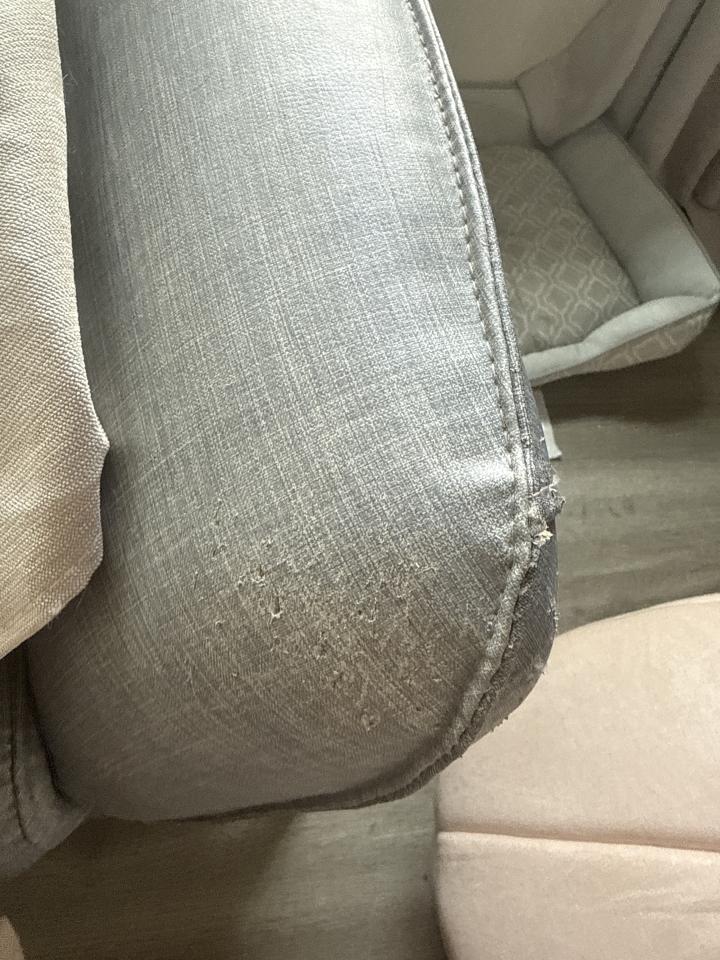 沙發修理案件圖片