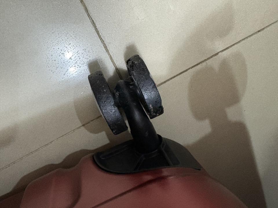 行李箱維修案件圖片