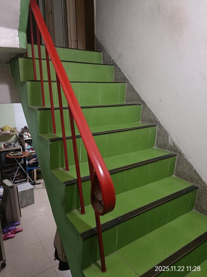 樓梯扶手案件圖片