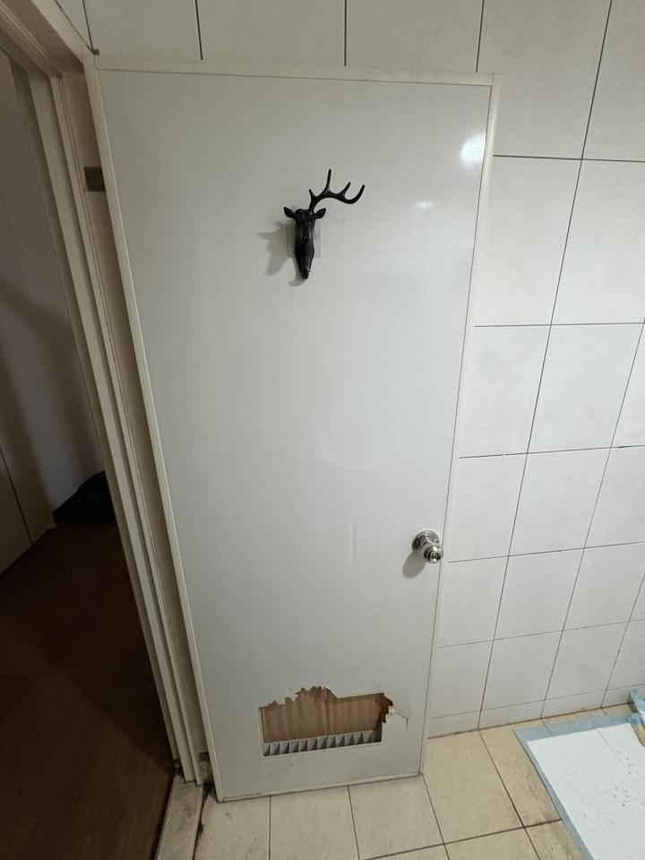 浴室門案件圖片