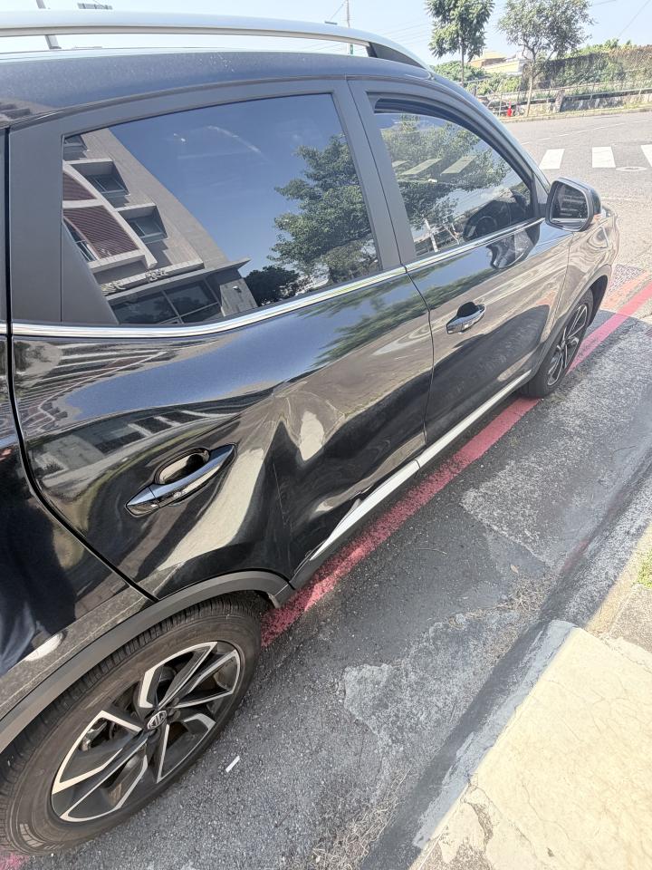 汽車板金烤漆案件圖片