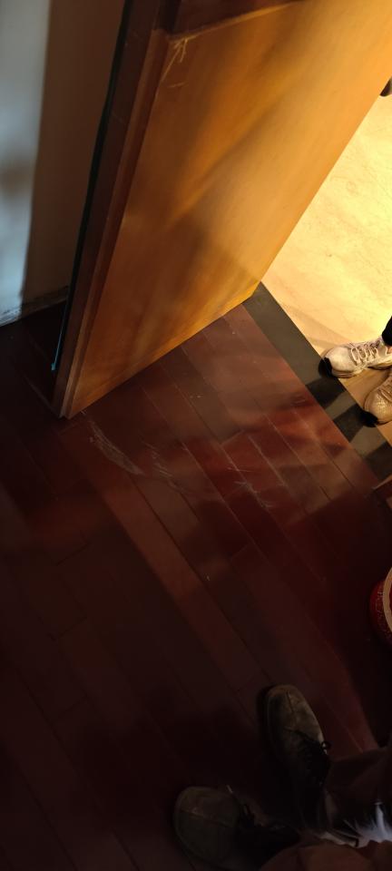 地板維修案件圖片