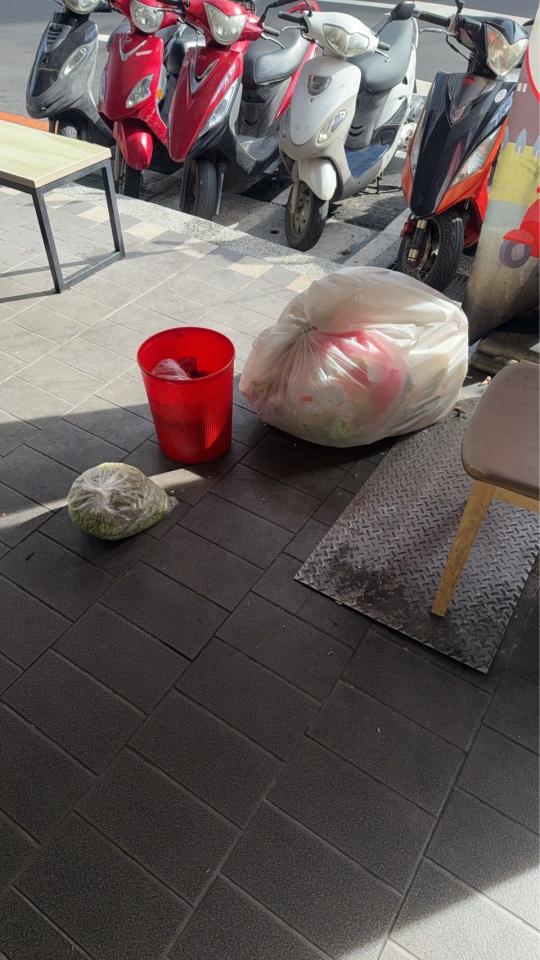 代收垃圾案件圖片