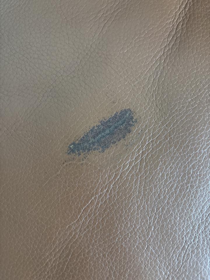 沙發修理案件圖片