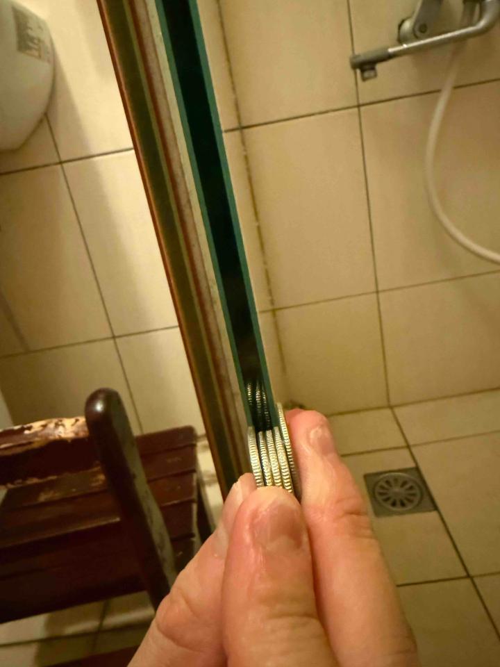 淋浴拉門安裝維修案件圖片