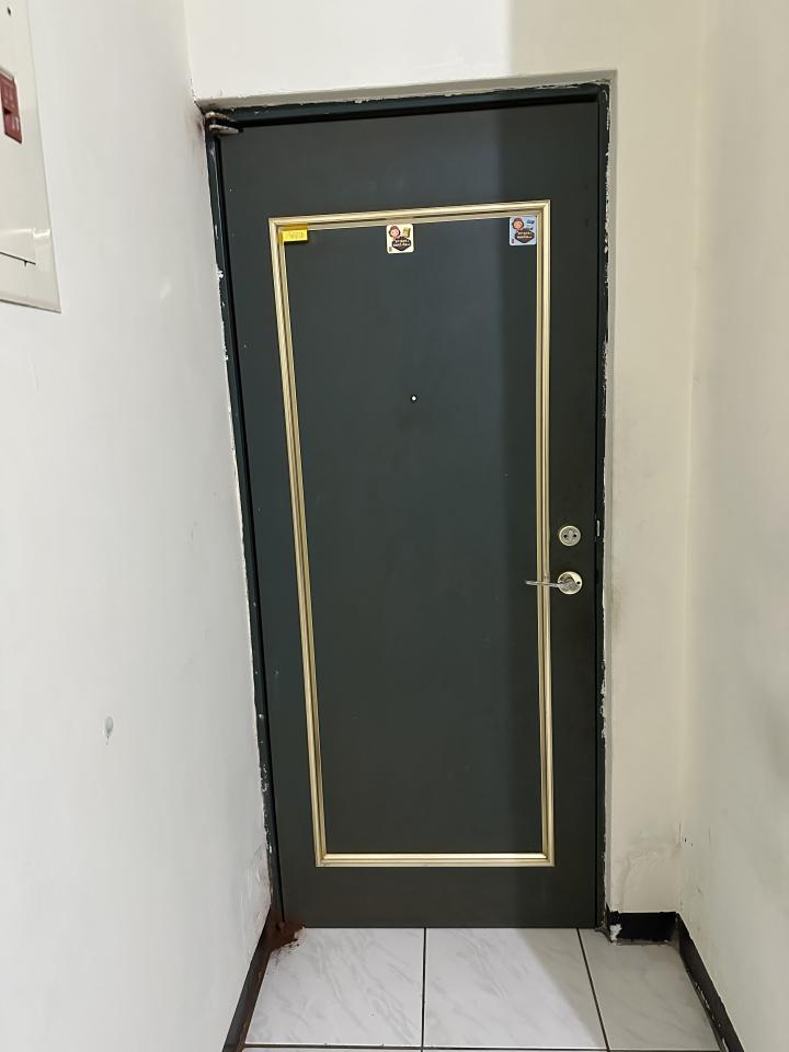 門片維修案件圖片