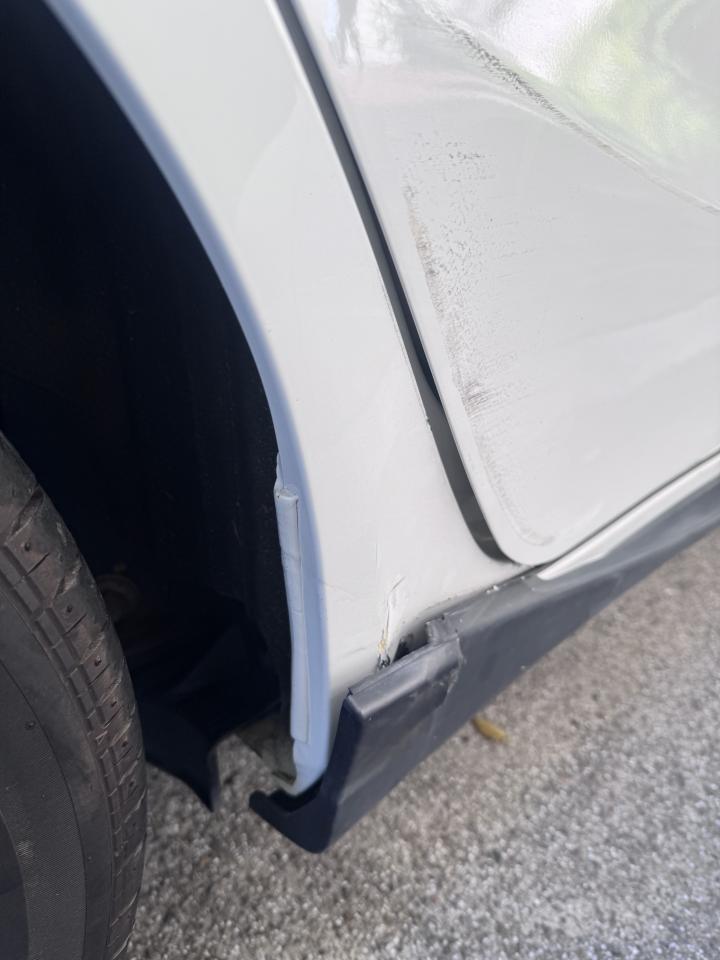 汽車板金烤漆案件圖片