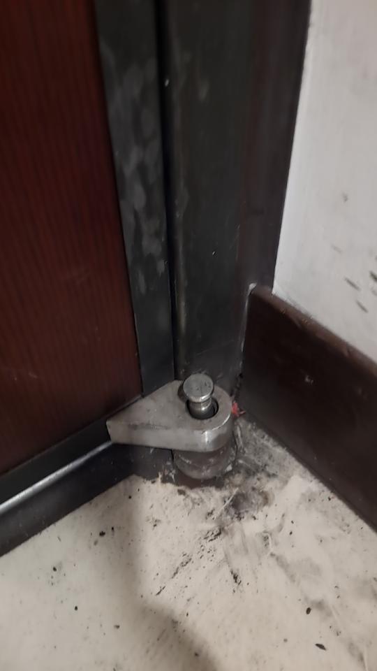 門片維修案件圖片