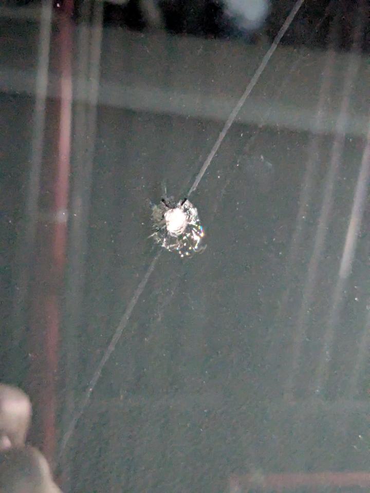 汽車玻璃修補案件圖片