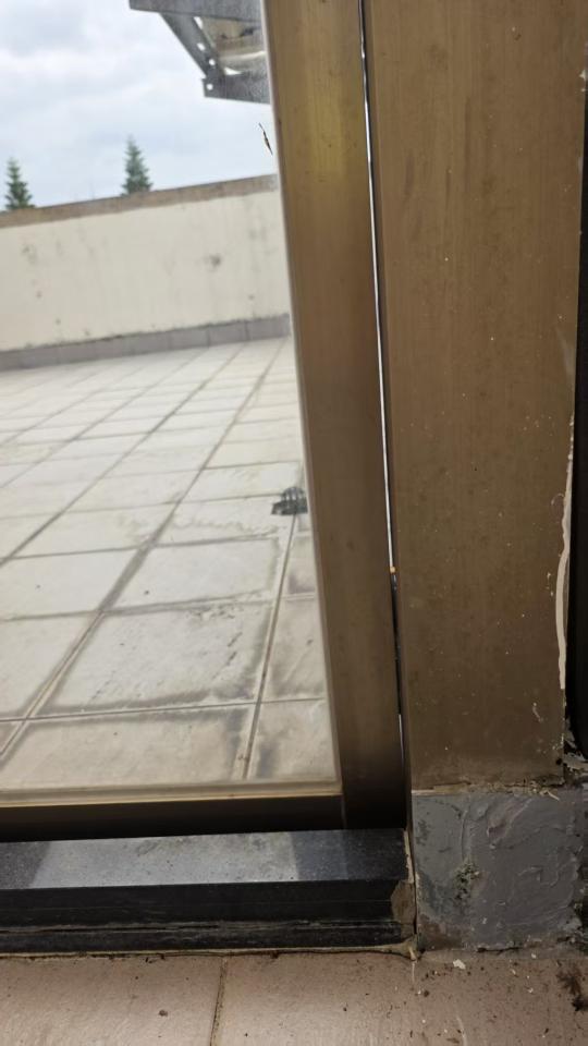 門片維修案件圖片