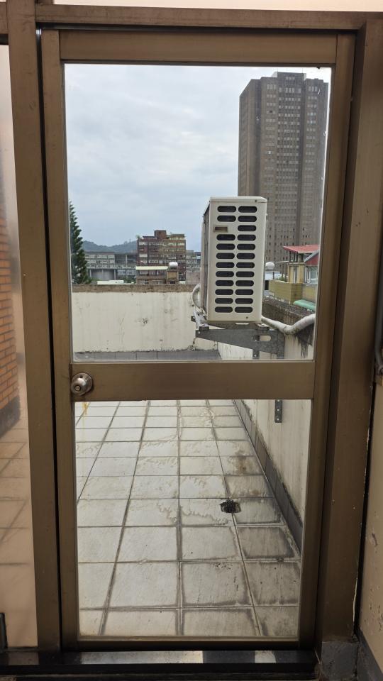 門片維修案件圖片