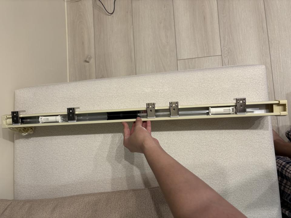 窗簾安裝維修案件圖片