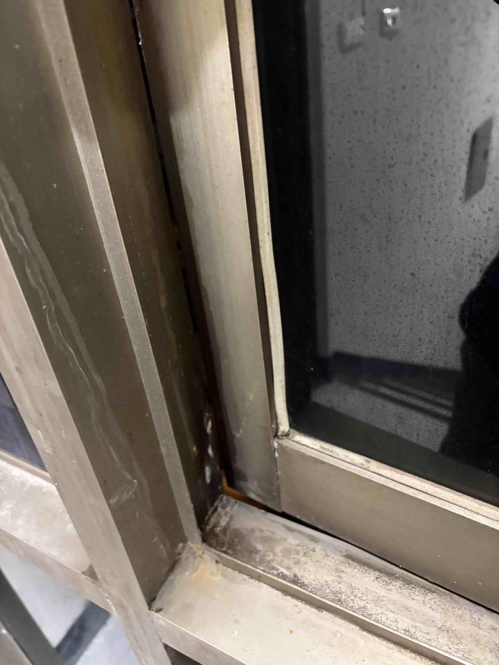 窗戶維修案件圖片