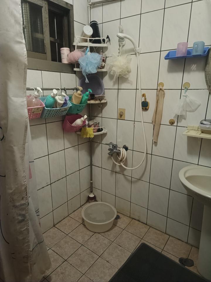 淋浴拉門安裝維修案件圖片