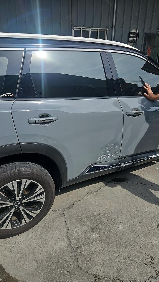 汽車板金烤漆案件圖片