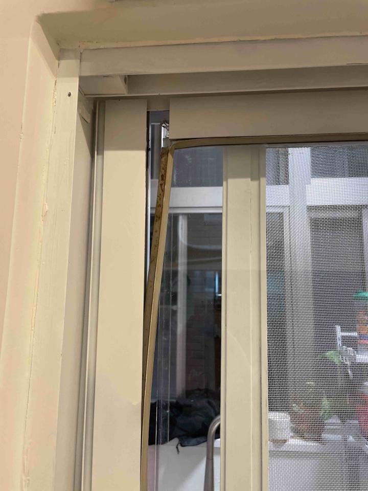 窗戶維修案件圖片