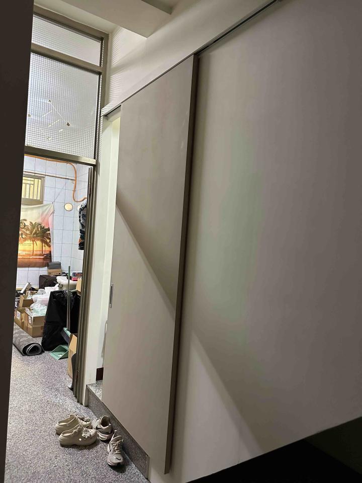 門片維修案件圖片