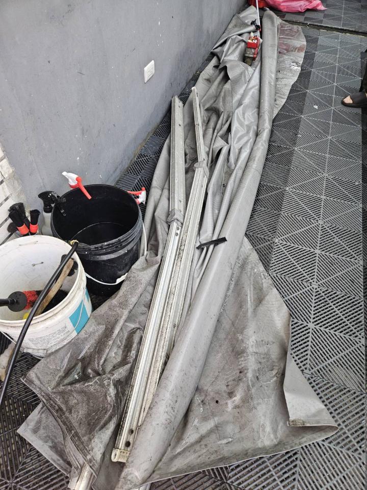 遮雨棚安裝案件圖片