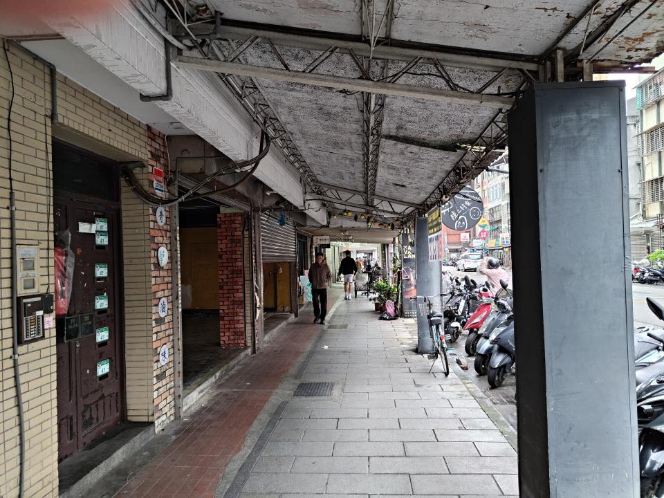 遮雨棚安裝案件圖片