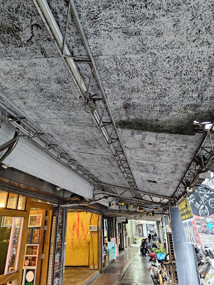 遮雨棚安裝案件圖片