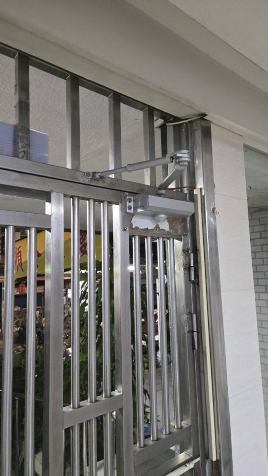 門片維修案件圖片