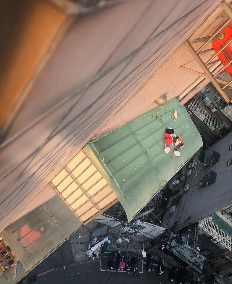 遮雨棚安裝案件圖片