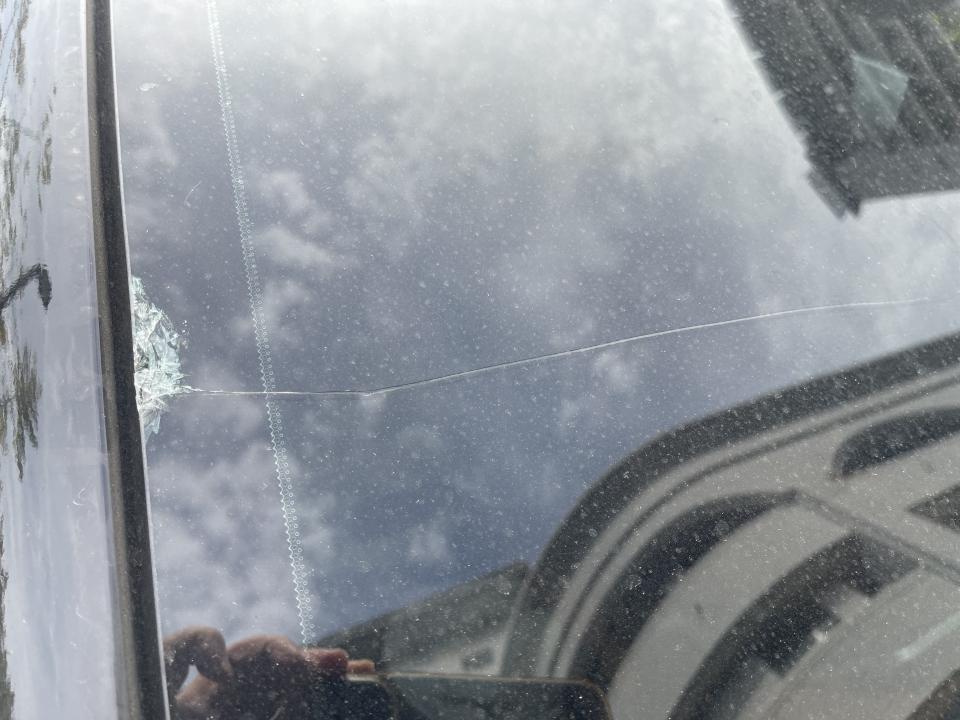 汽車玻璃修補案件圖片