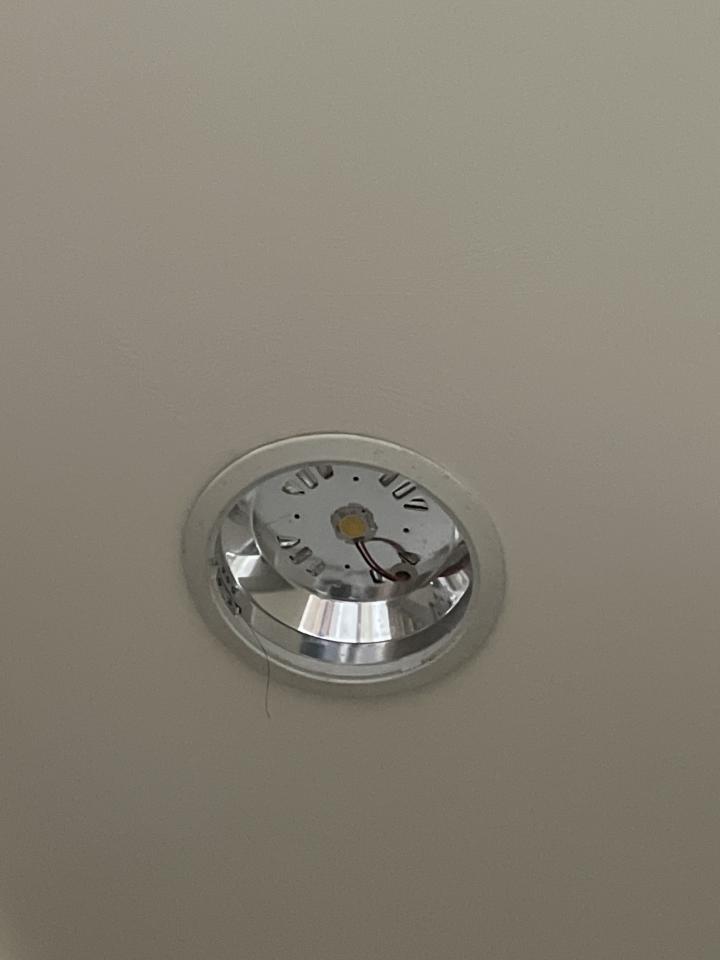 燈具維修案件圖片