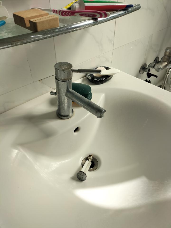 水龍頭裝修案件圖片