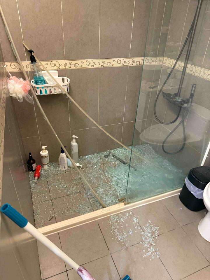 淋浴拉門安裝維修案件圖片