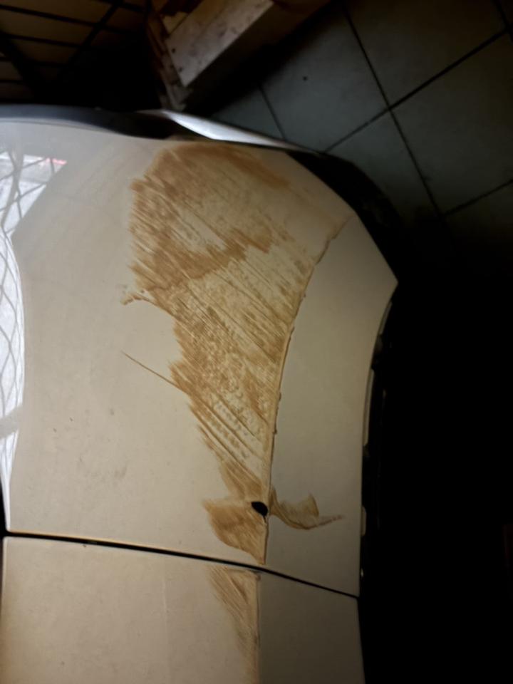 汽車板金烤漆案件圖片