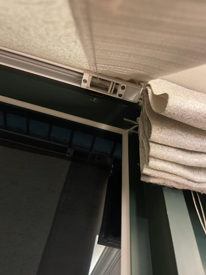 窗簾安裝維修案件圖片