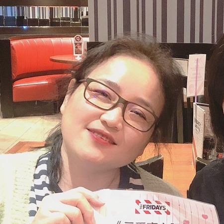 提供會計工作服務的專家余佳蓁