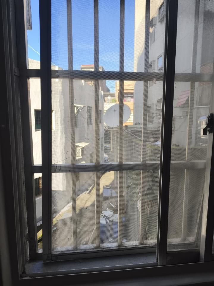 窗戶維修案件圖片