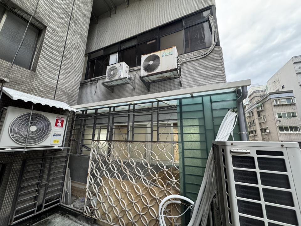 遮雨棚安裝案件圖片