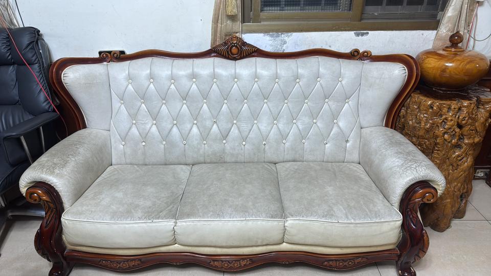 沙發修理案件圖片