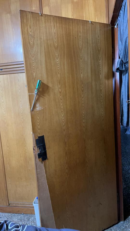 門片安裝案件圖片