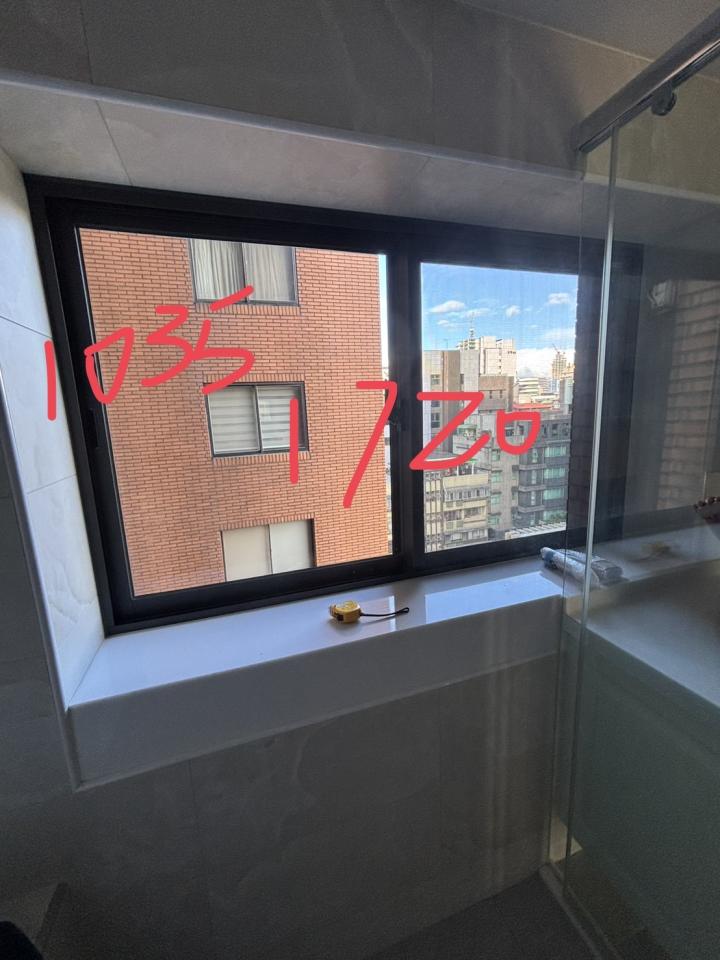 窗簾安裝維修案件圖片