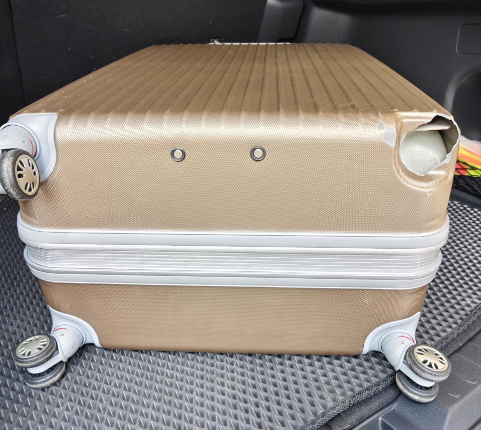行李箱維修案件圖片