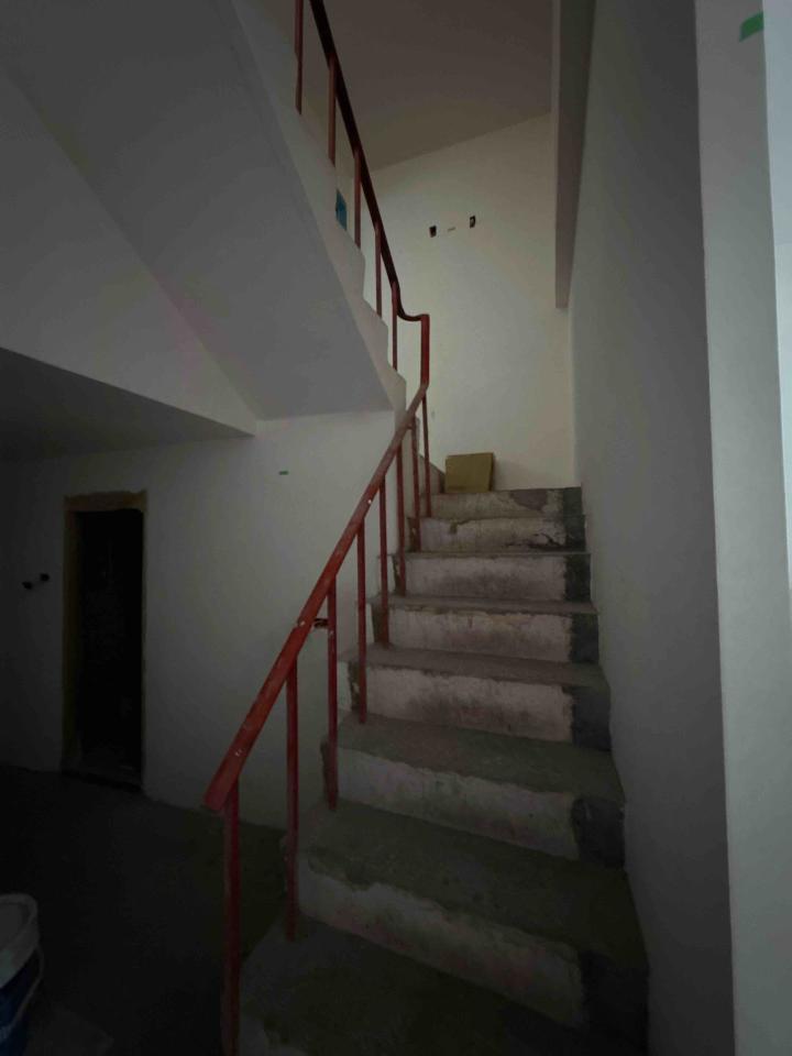 樓梯扶手案件圖片