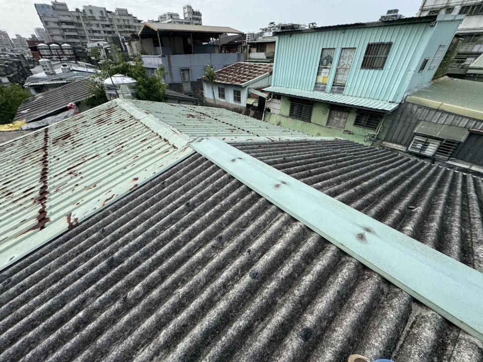 屋瓦翻修案件圖片