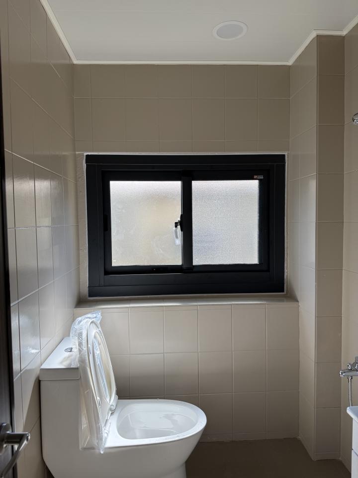 窗簾安裝維修案件圖片