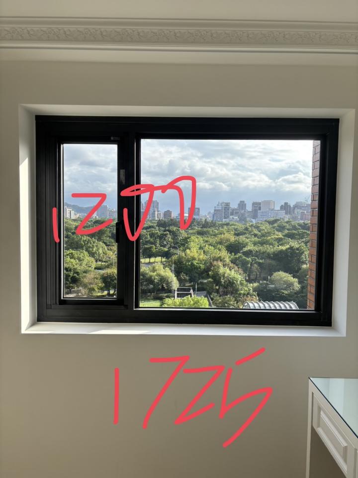 窗簾安裝維修案件圖片